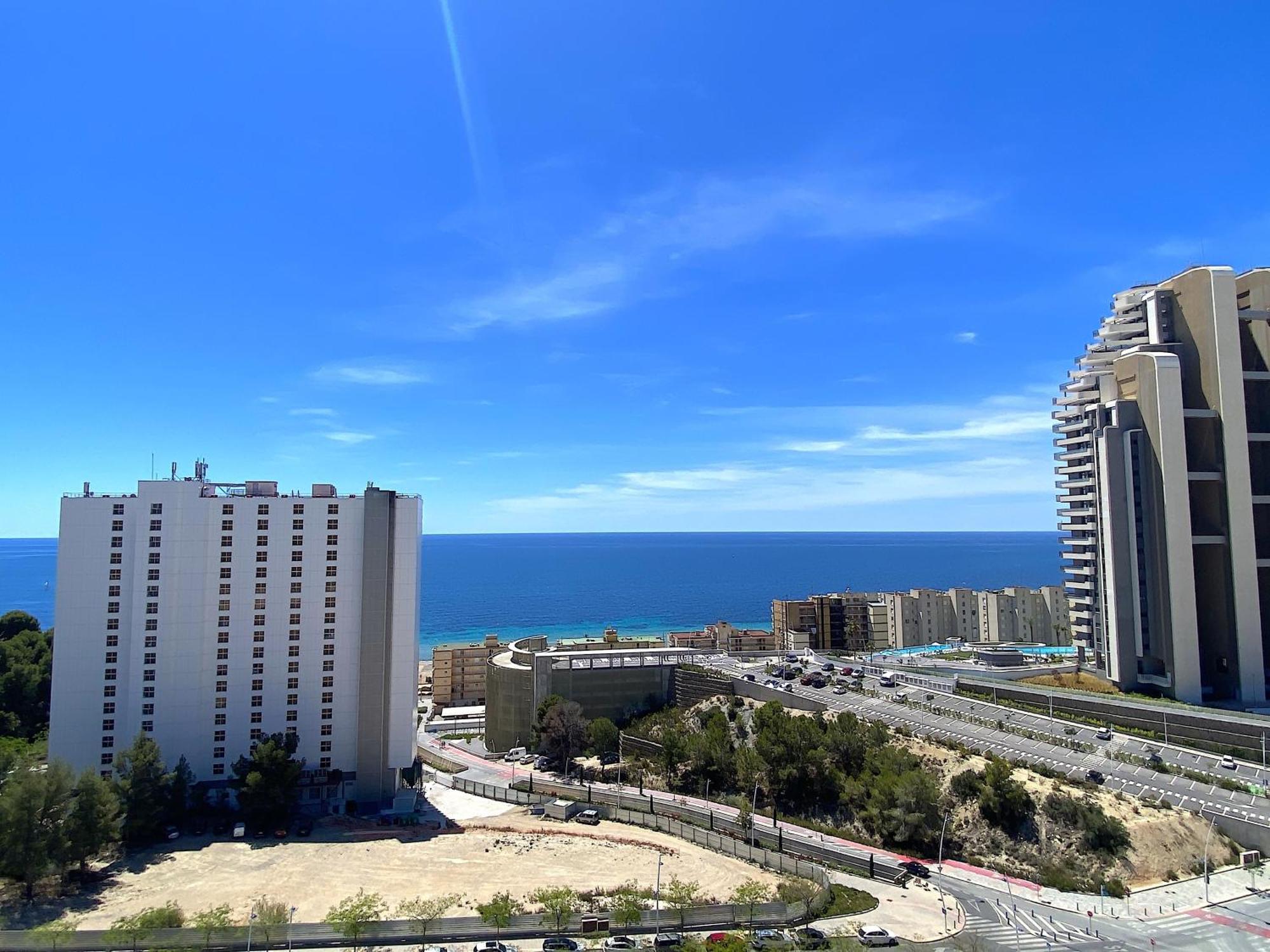 Lujoso Apartament Con Impresionantes Vistas Al Mar Benidorm Buitenkant foto