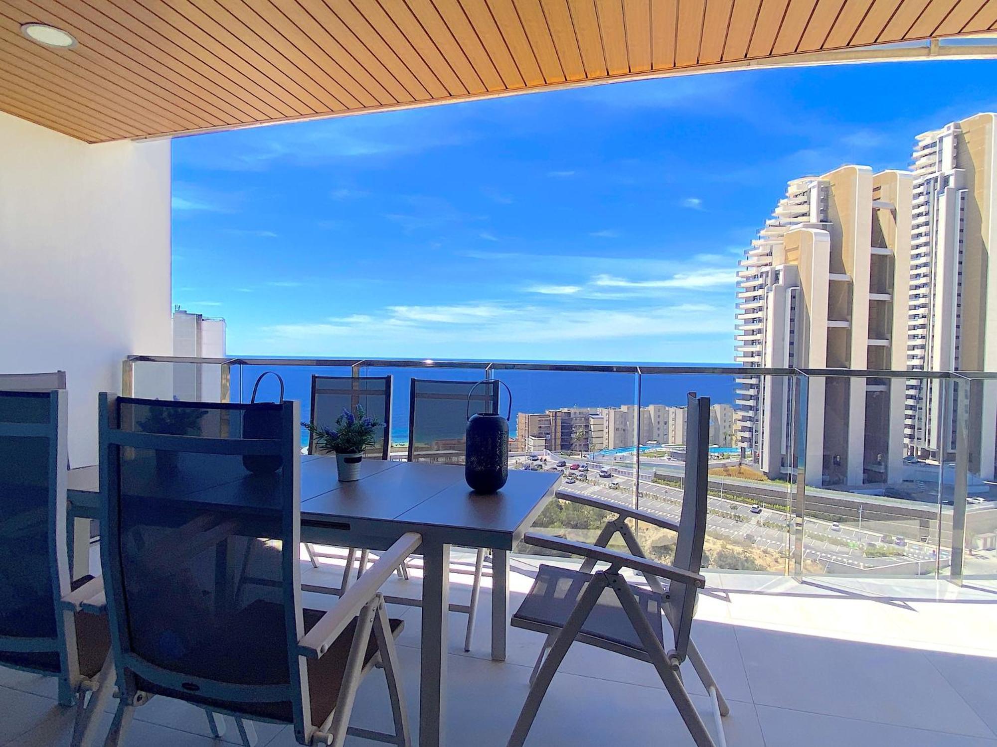 Lujoso Apartament Con Impresionantes Vistas Al Mar Benidorm Buitenkant foto