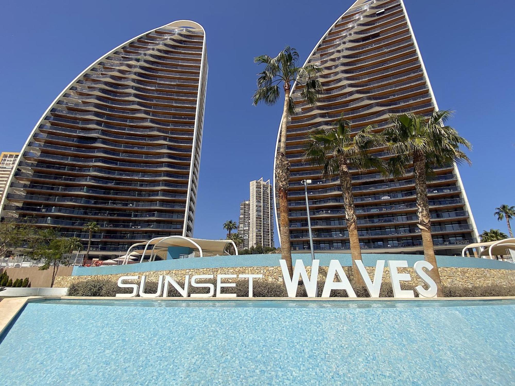 Lujoso Apartament Con Impresionantes Vistas Al Mar Benidorm Buitenkant foto