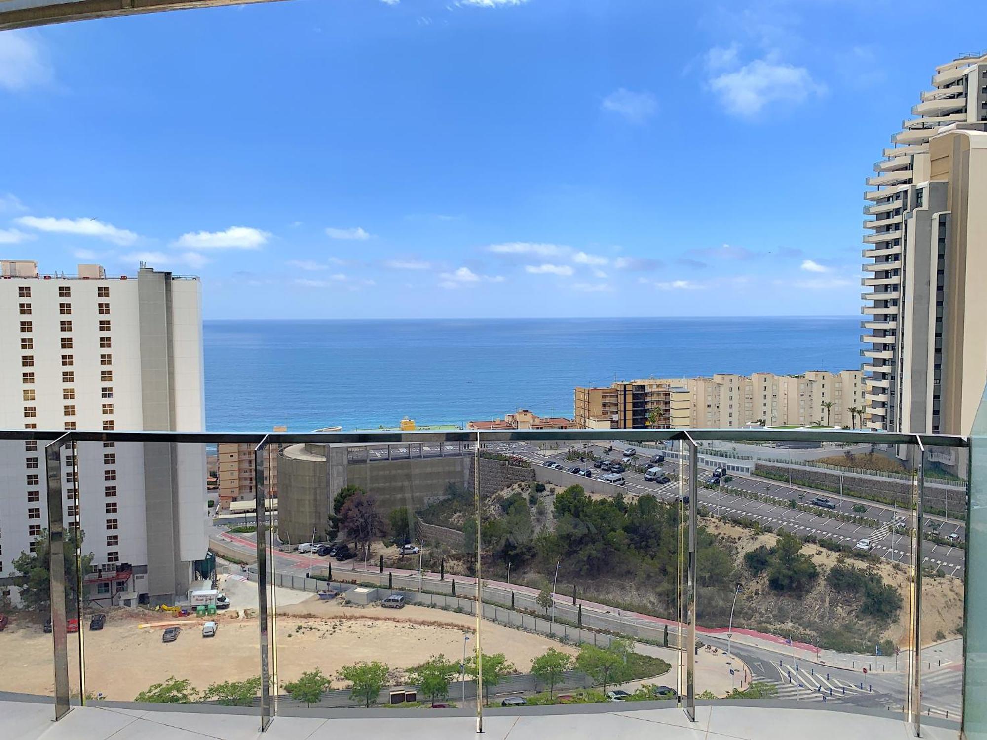 Lujoso Apartament Con Impresionantes Vistas Al Mar Benidorm Buitenkant foto