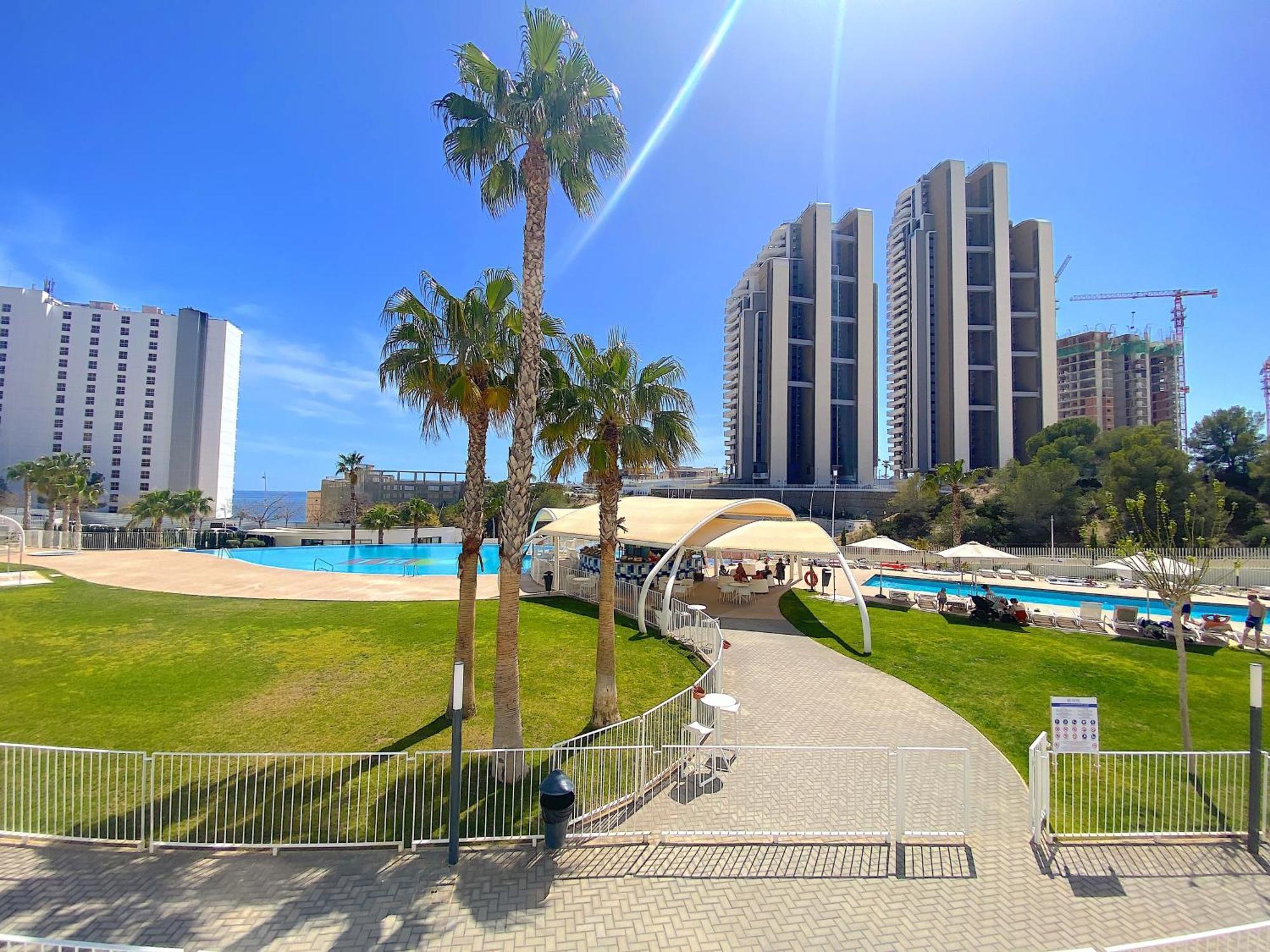 Lujoso Apartament Con Impresionantes Vistas Al Mar Benidorm Buitenkant foto